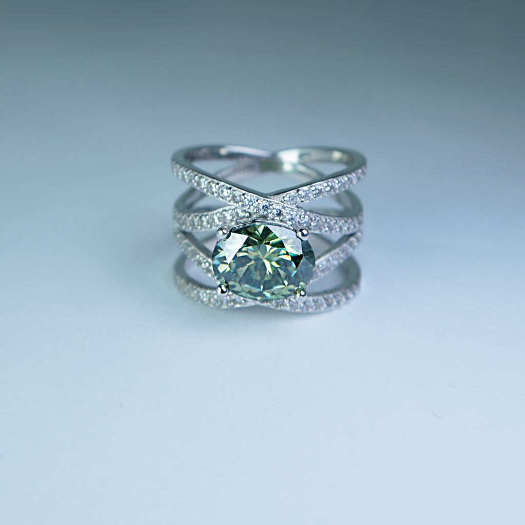 Elysian Verde Cross Band Ring